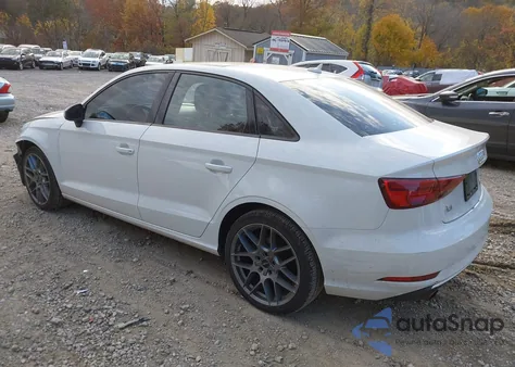 2017 Audi A3 Premium из США, поврежденный, VIN WAUB8GFF1H1032979